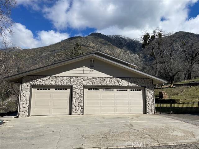 39373 Glen Road, Yucaipa, CA 92399