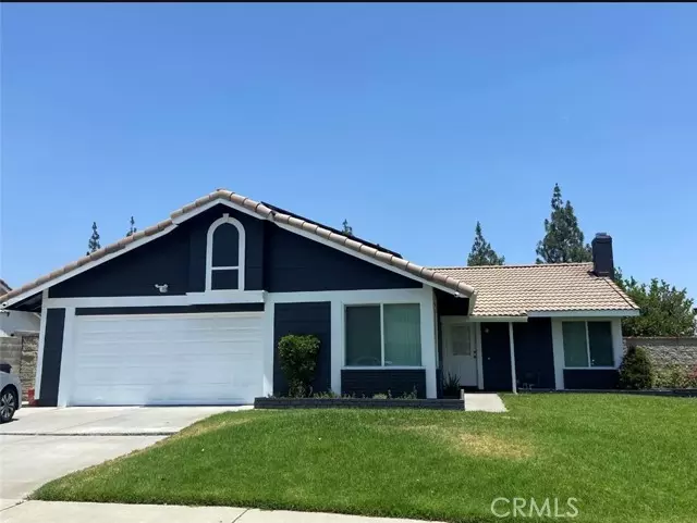 Fontana, CA 92336,7355 Laurel Avenue