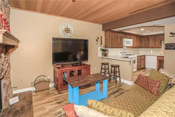 Big Bear Lake, CA 92315,39802 Lakeview Drive #12