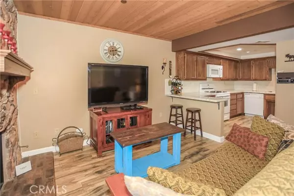 Big Bear Lake, CA 92315,39802 Lakeview Drive #12