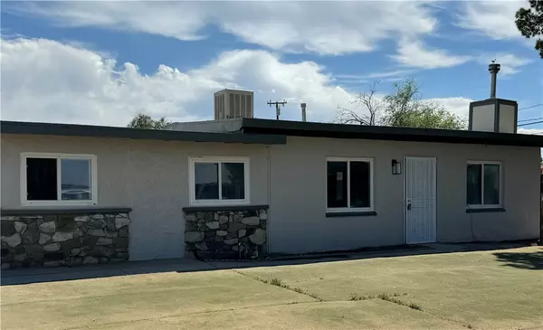 Adelanto, CA 92301,10809 Chamberlaine Way