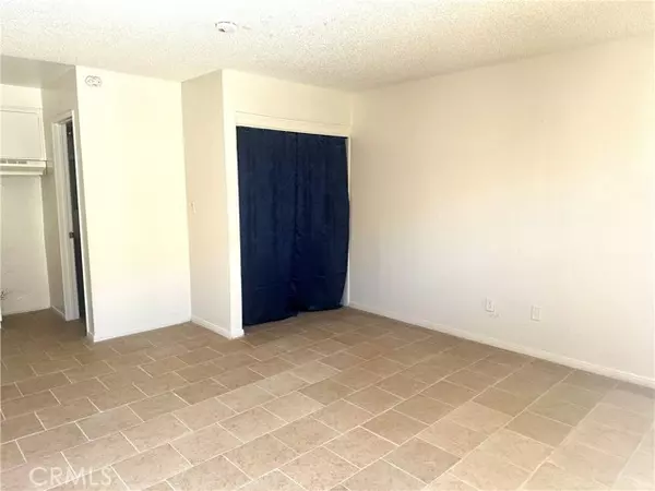 Adelanto, CA 92301,11661 White Avenue #studio