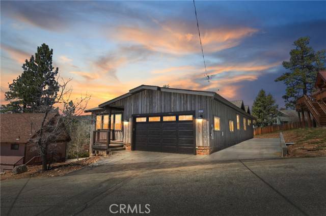 1028 Fawnskin Drive, Fawnskin, CA 92333