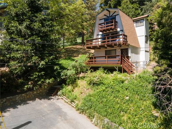 23828 Zuger Drive, Crestline, CA 92325