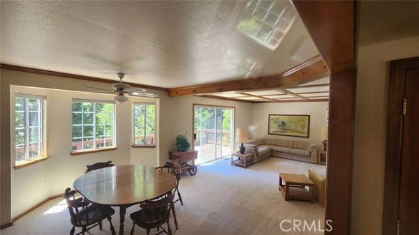 422 Cimarron Lane, Lake Arrowhead, CA 92352