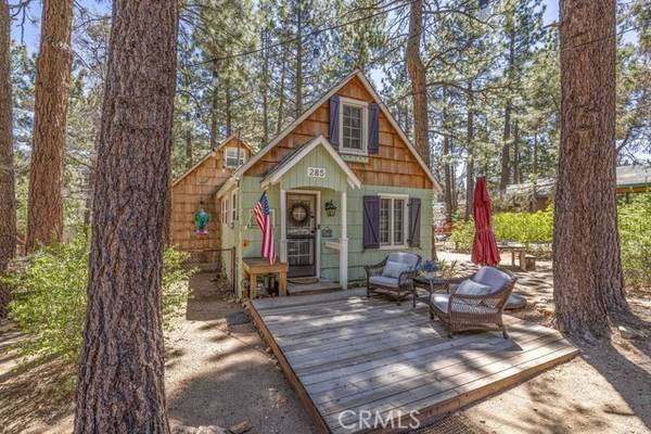 285 Spruce Lane, Sugarloaf, CA 92386