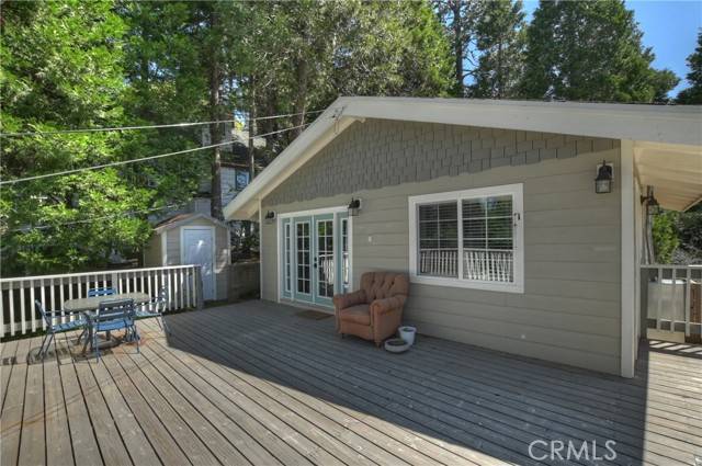 897 Big Oak Road, Crestline, CA 92325