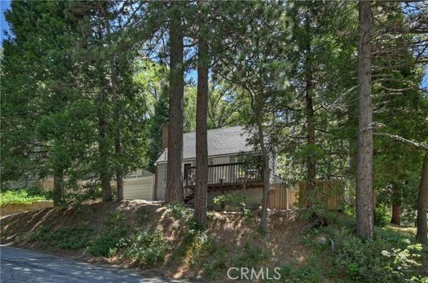 693 Longview Drive, Twin Peaks, CA 92391