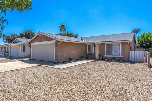 2302 El Rancho Circle, Hemet, CA 92545