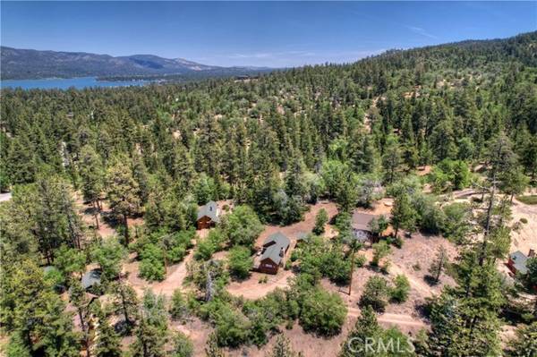 50 Metcalf Creek Trail, Big Bear Lake, CA 92315