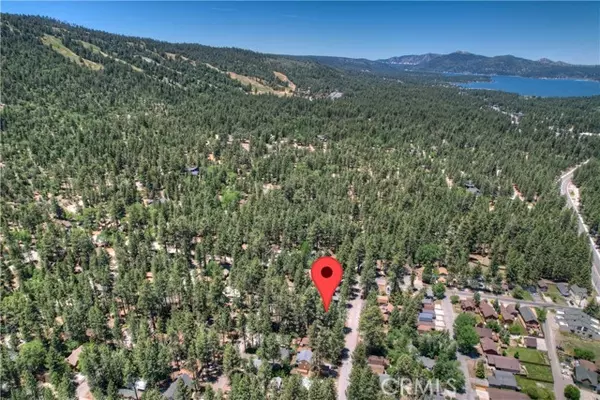 Big Bear Lake, CA 92315,42561 Peregrine Avenue