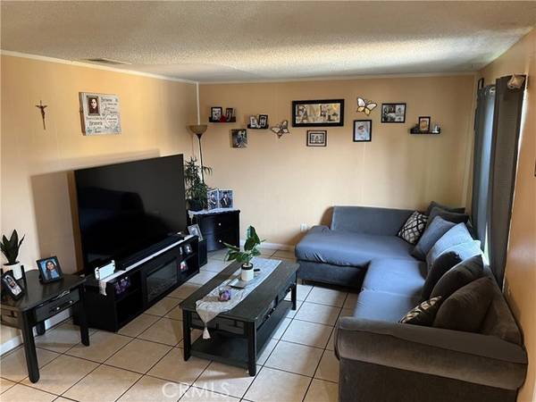 26873 Mossway Street, Highland, CA 92346