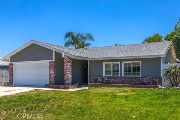 938 Cottonwood Court, Corona, CA 92879