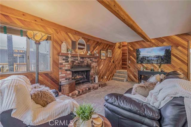 347 Knight Avenue, Big Bear Lake, CA 92315