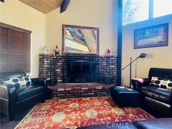 25031 Basel Drive, Crestline, CA 92325