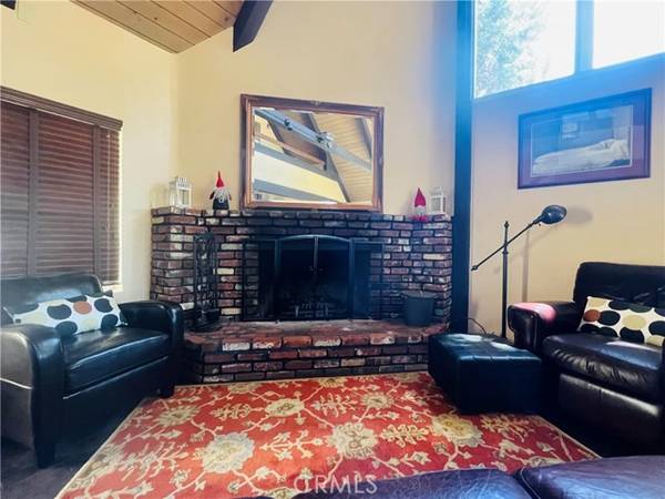 25031 Basel Drive, Crestline, CA 92325