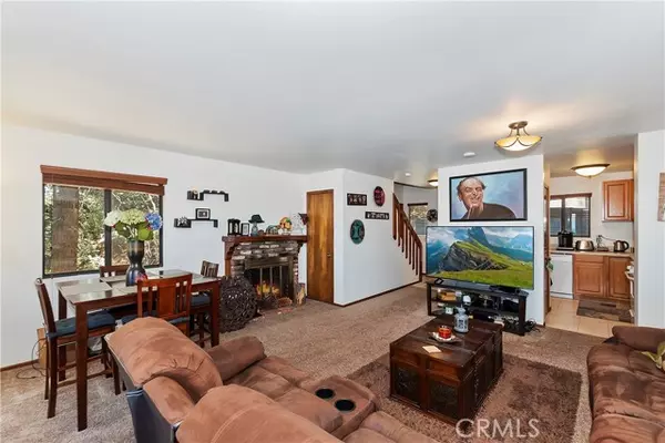 Twin Peaks, CA 92391,824 Pine Trail