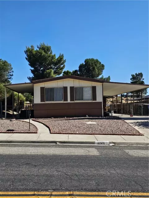 16305 Pebble Beach Drive, Victorville, CA 92395