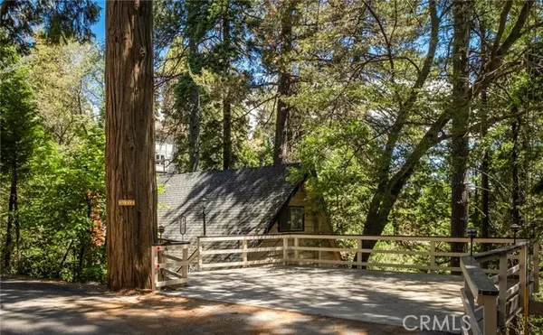 Lake Arrowhead, CA 92352,377 Hillside Road