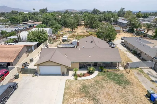 Jurupa Valley, CA 91752,5538 Ridgeview Avenue