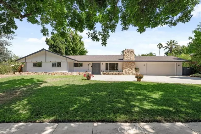 125 E South Avenue, Redlands, CA 92373