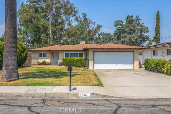 Fontana, CA 92335,9516 Acacia Avenue