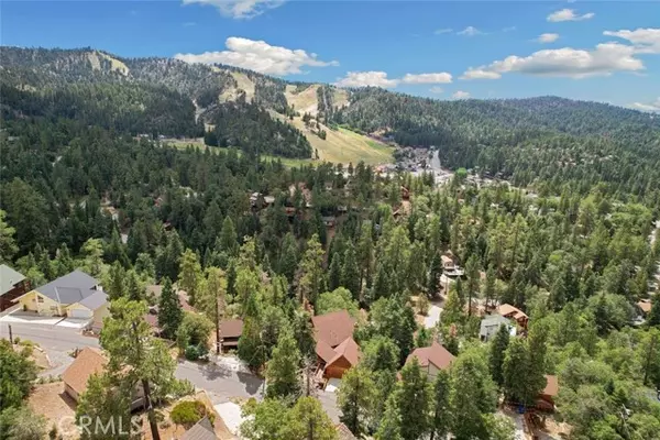 Big Bear Lake, CA 92315,43427 Ridgecrest Drive