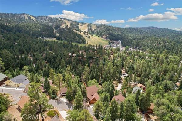 Big Bear Lake, CA 92315,43427 Ridgecrest Drive