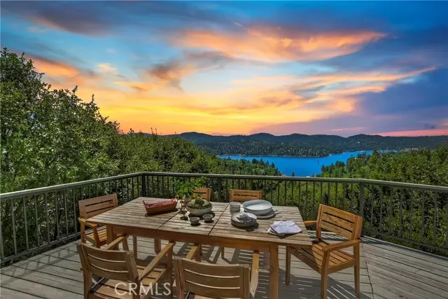 Lake Arrowhead, CA 92352,1358 Yellowstone Drive