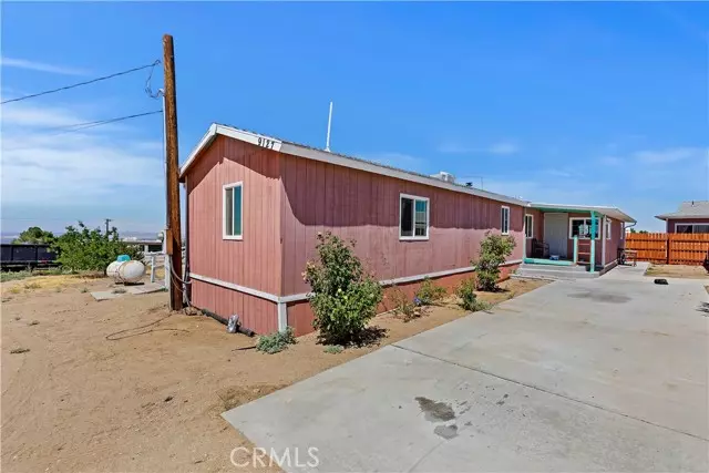 Pinon Hills, CA 92372,9127 Holiday Lane