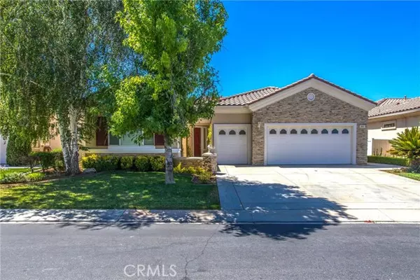 985 Hidden Oaks Drive, Beaumont, CA 92223