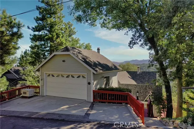 Lake Arrowhead, CA 92352,1382 St Anton Drive