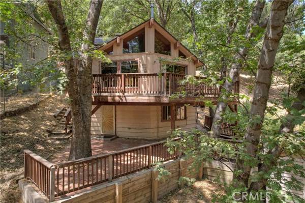 463 Dunant Drive, Crestline, CA 92325