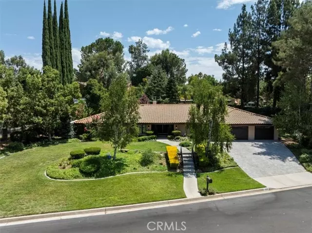 Redlands, CA 92373,1909 Country Club Lane