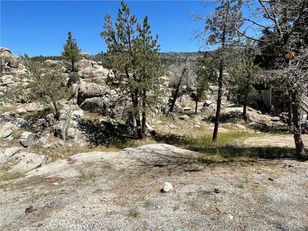 0 Lookout Dr, Arrowbear, CA 92382