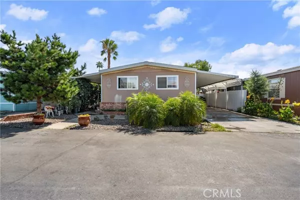 Moreno Valley, CA 92551,25350 Santiago #9