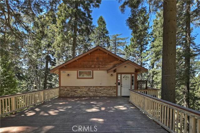 676 Lake Drive, Lake Arrowhead, CA 92352