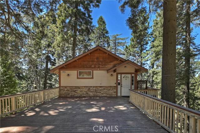 676 Lake Drive, Lake Arrowhead, CA 92352