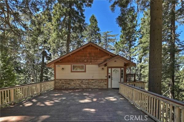 676 Lake Drive, Lake Arrowhead, CA 92352