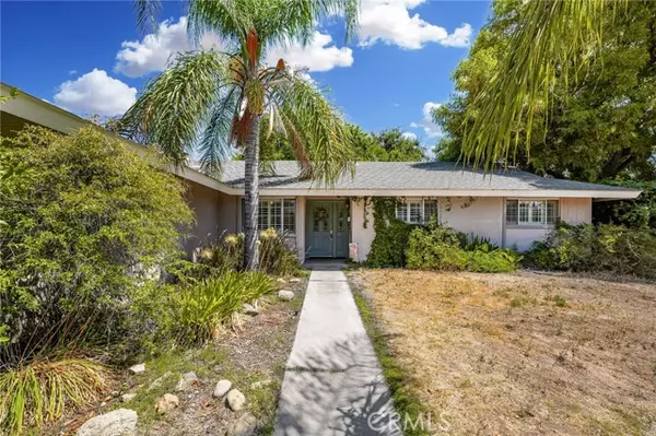 Redlands, CA 92374,10 Falcon Lane