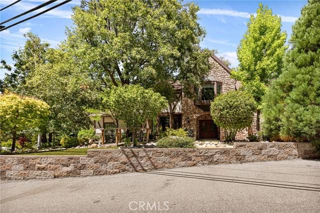 28476 North Shore Road, Lake Arrowhead, CA 92352