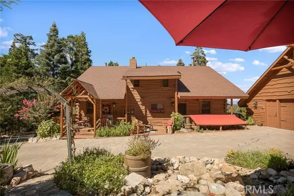 735 Oak Road, Lake Arrowhead, CA 92352