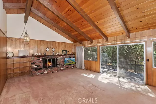 920 Berne Drive, Crestline, CA 92325