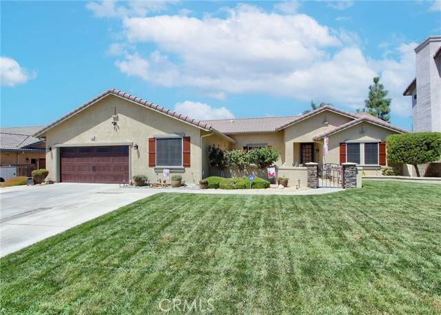 35592 Oak Creek Drive, Yucaipa, CA 92399