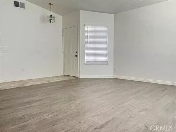 Palmdale, CA 93550,3025 E Avenue #1