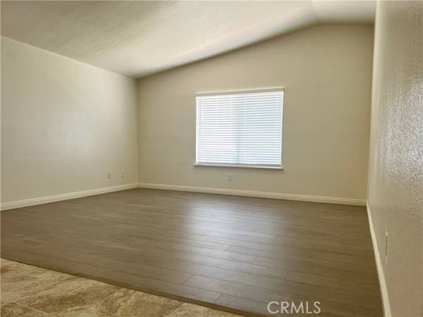 Palmdale, CA 93550,3025 E Avenue #1