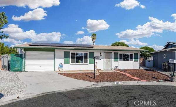 860 S Alessandro Street, Hemet, CA 92543