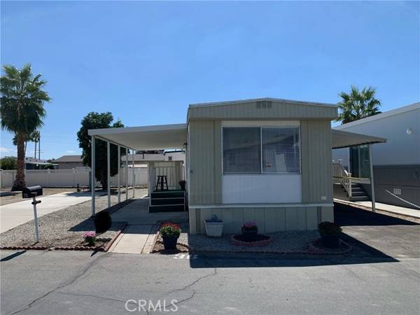 San Jacinto, CA 92583,999 S Santa Fe #36