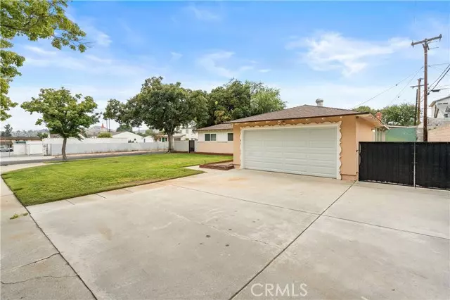 4904 N Crescent Street, San Bernardino, CA 92407