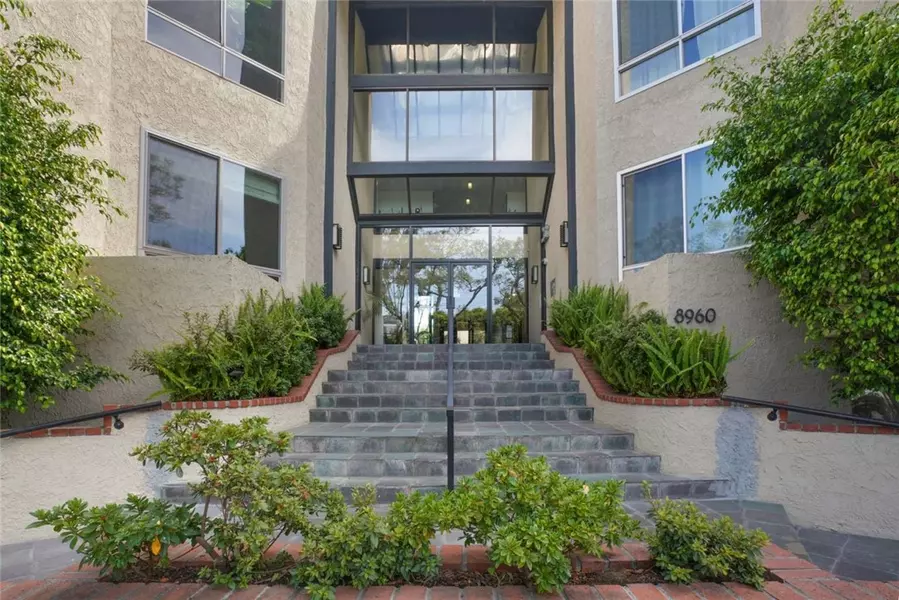 8960 Cynthia Street #207, West Hollywood, CA 90069